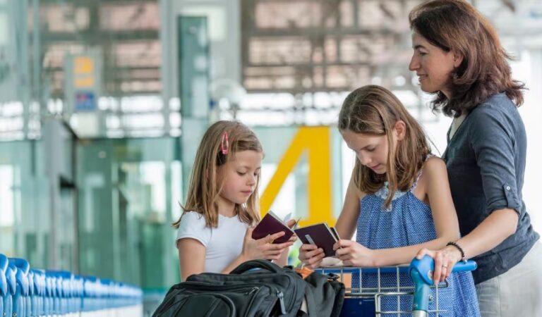 Requisitos para Viajar con Menores – Surtravel